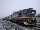 754.041-2 v Bylnici na vlaku Os3861 dne 23.1.2011