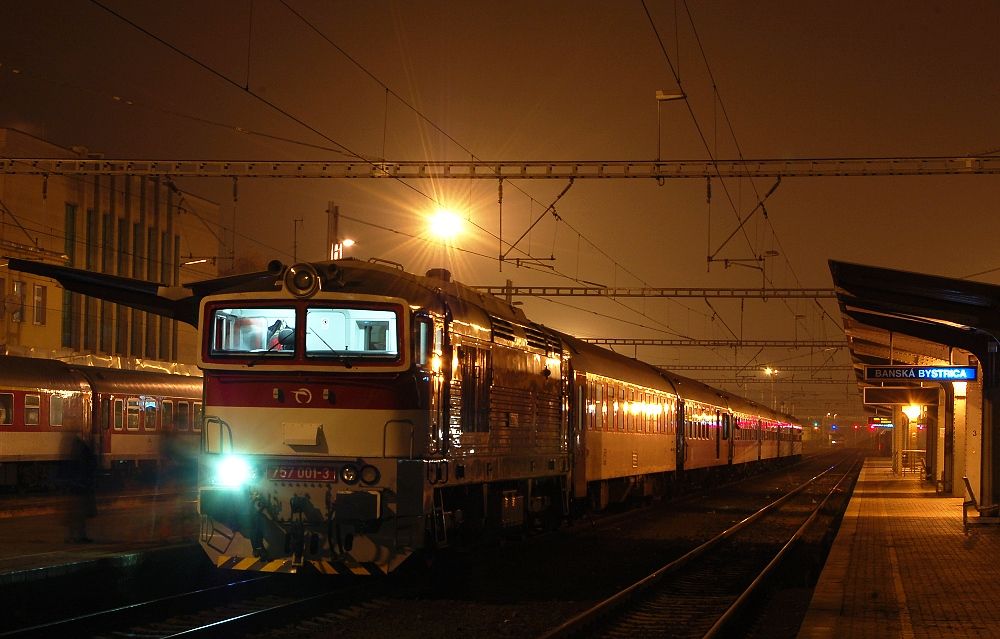 757 001 Bansk Bystrica R 810  18.11.2011
