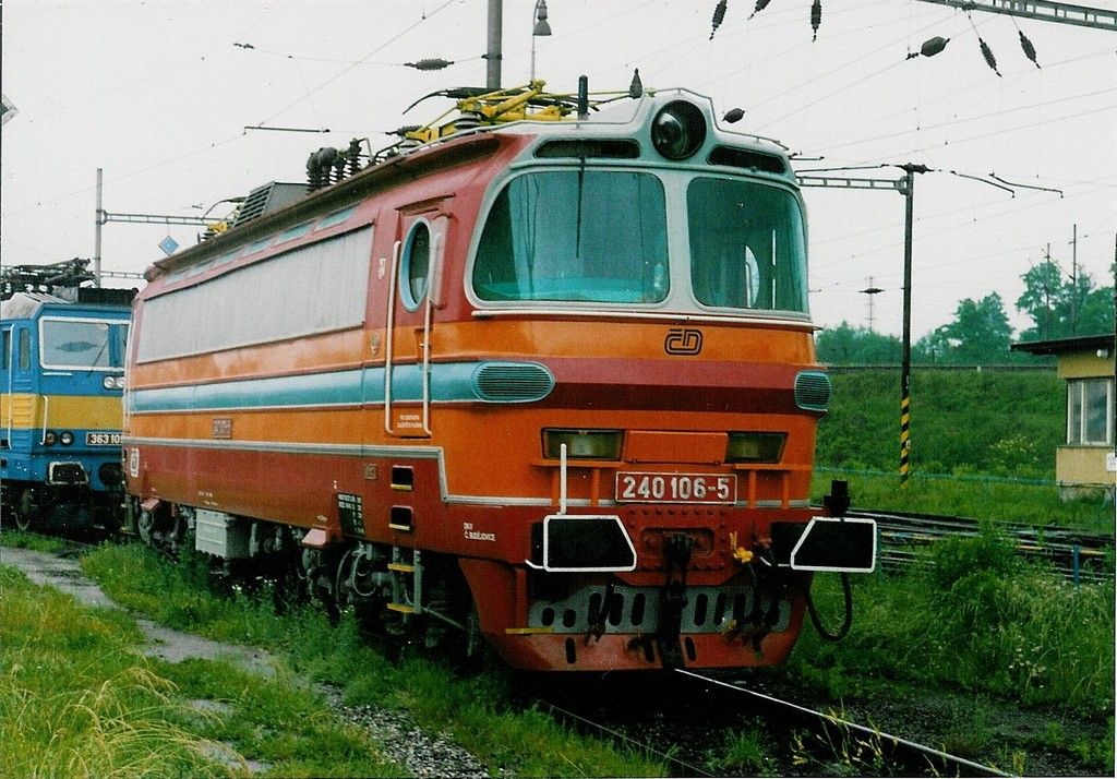 240 106-5 D; DKV esk Budjovice 12.6.1998