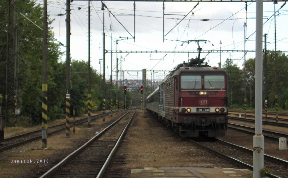 DB180.016+D371.201, Praha-Holeovice
