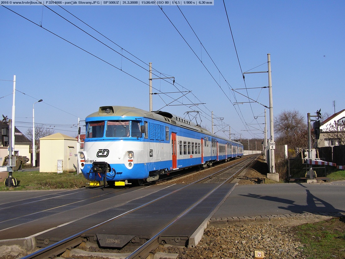 31.3.2008 Pardubice 451.087+088
