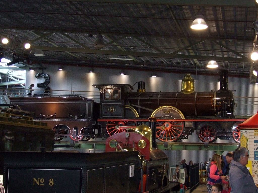 Celkov pohled na lokomotivu uspodn 2B sla 107 v muzeu Utrecht