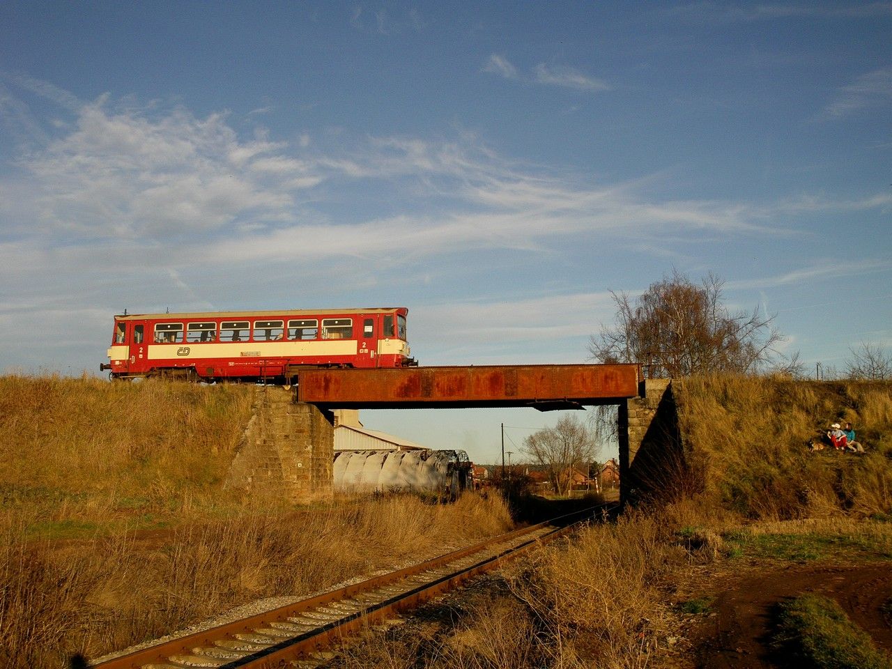 810 v Os 6730 z Rakovnka do Mostu, odjd z Chr᚝an, 14.11.2010