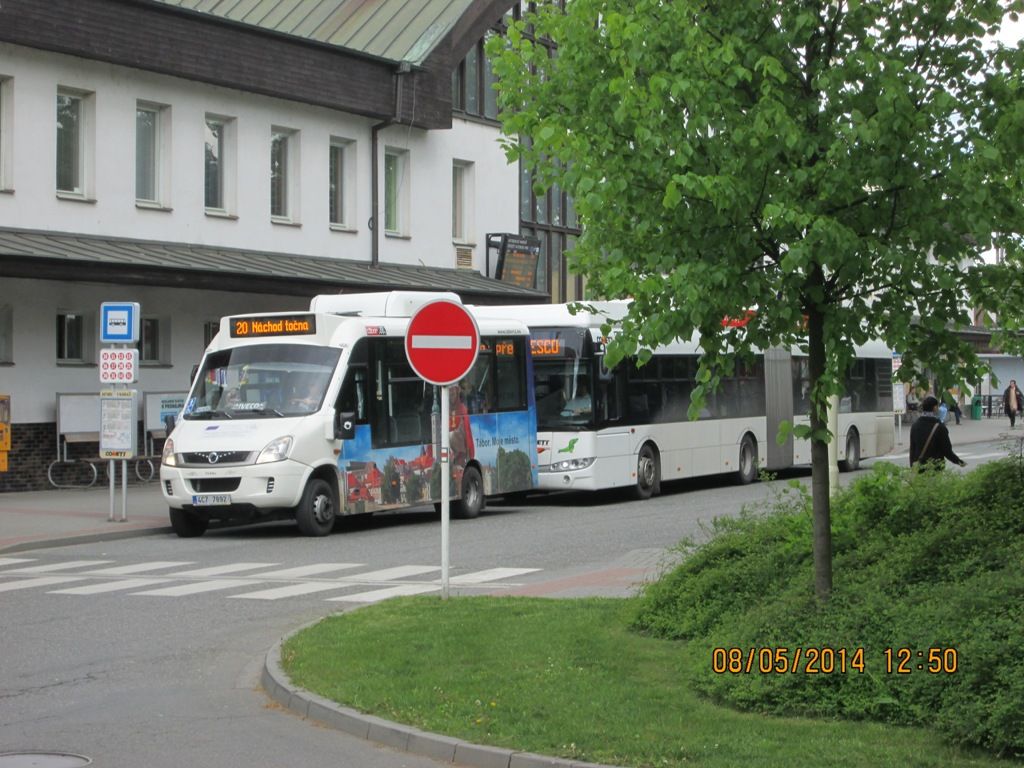 4C7 7890 + 5C9 54-22 Autobusov ndra