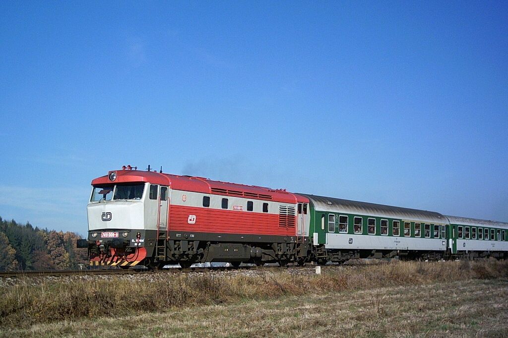 749.008, amberk, R 757 (Praha-Jesenk), jen 2005