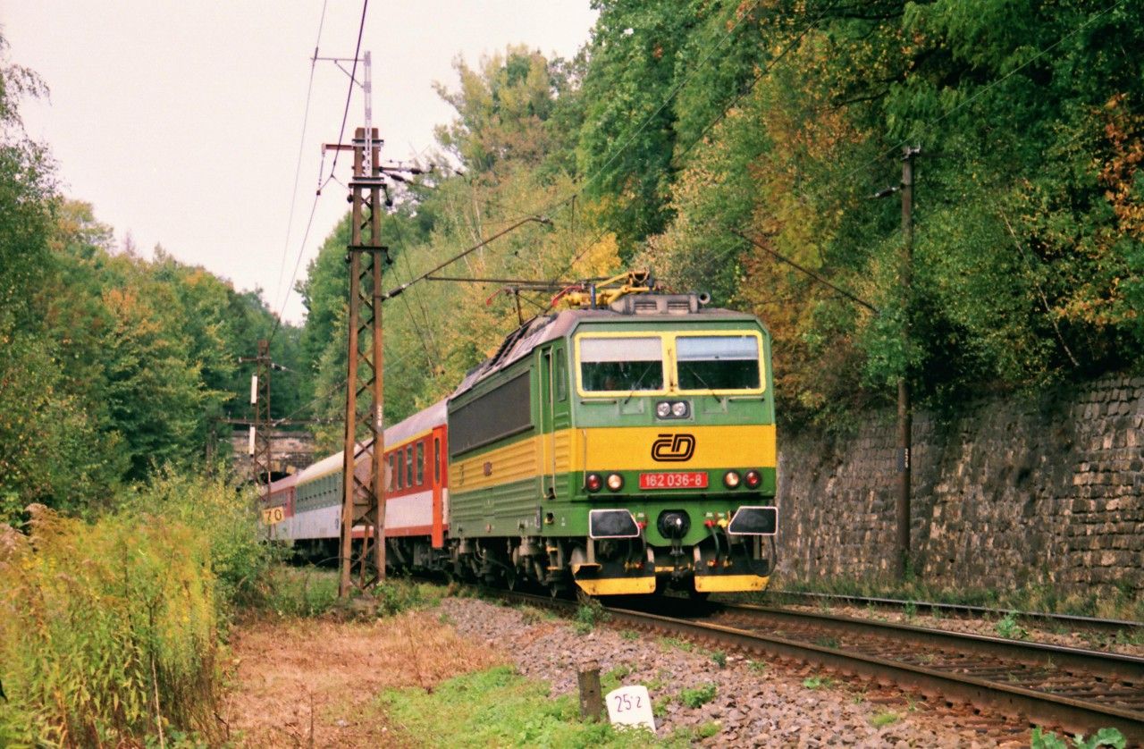 162.036 Tatenice - Kraskov 27.9.2003, Ex 142 Odra (ilina - Havov - Ostrava-Vtkovice - Praha)