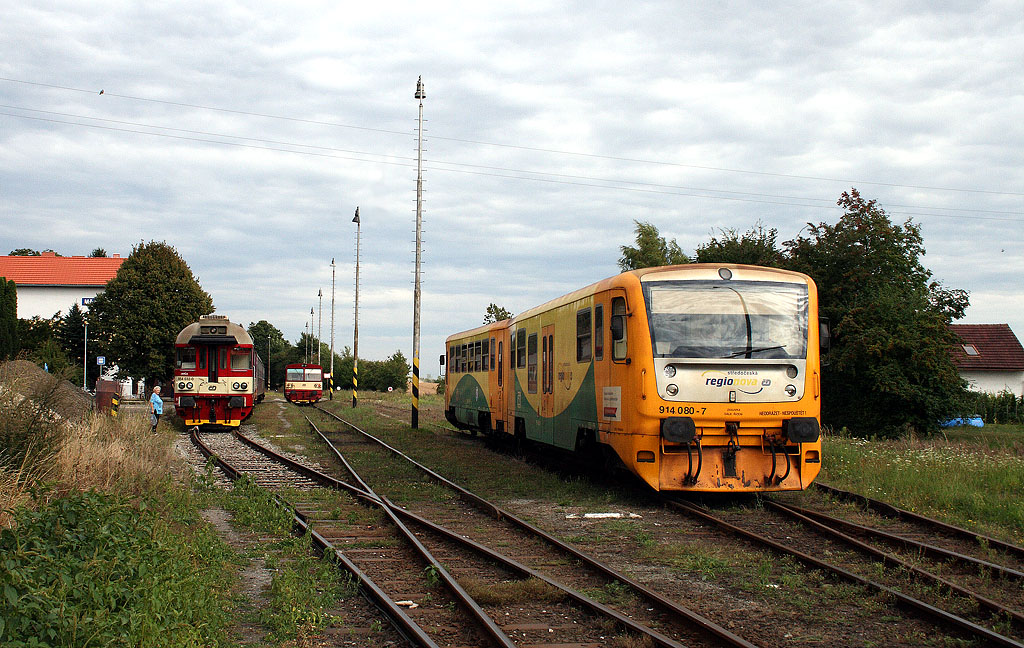 Pedposledn trojice vlak 1938, 16429 a 16410