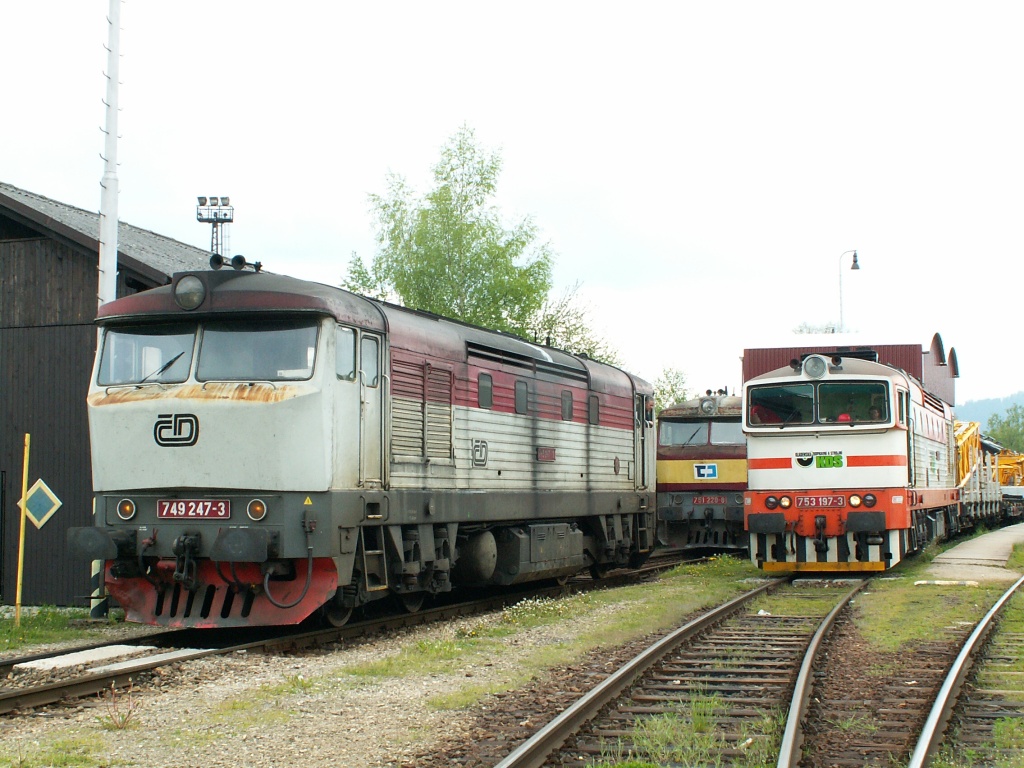 setkn lokomotiv nedvno sloucch pod jednm logem D ve Volarech 24.5.2008