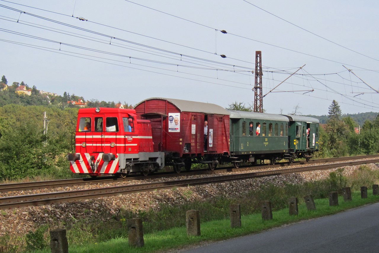 T 212.0581 s volebnm vlakem u Venor