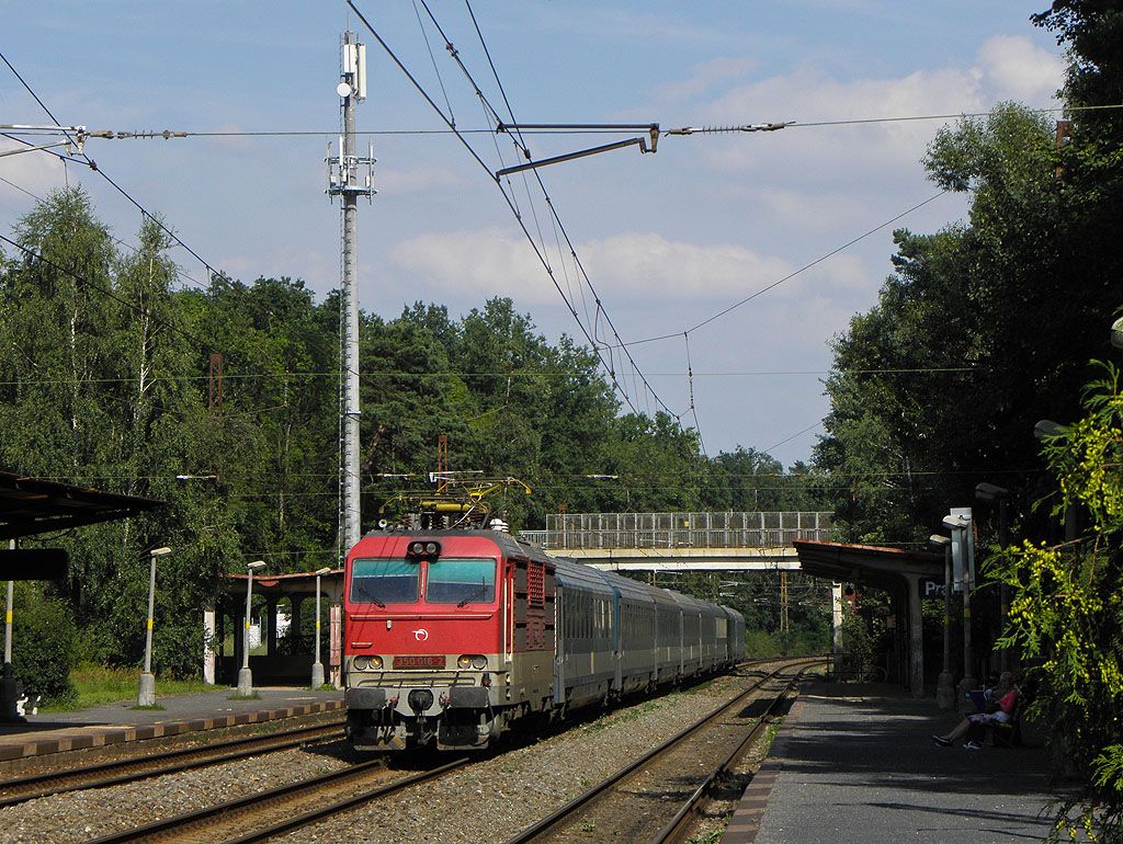 350.016 s EC 170 - Praha-Klnovice