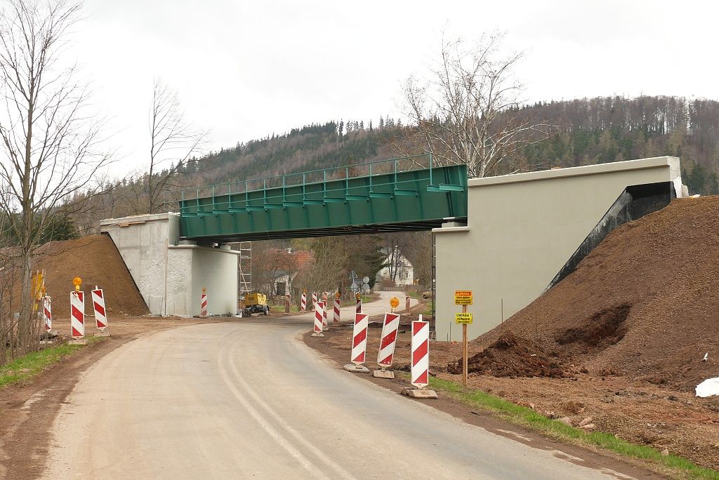 nov most ve Scinawce Gorne ( vedle je jt jeden vt )