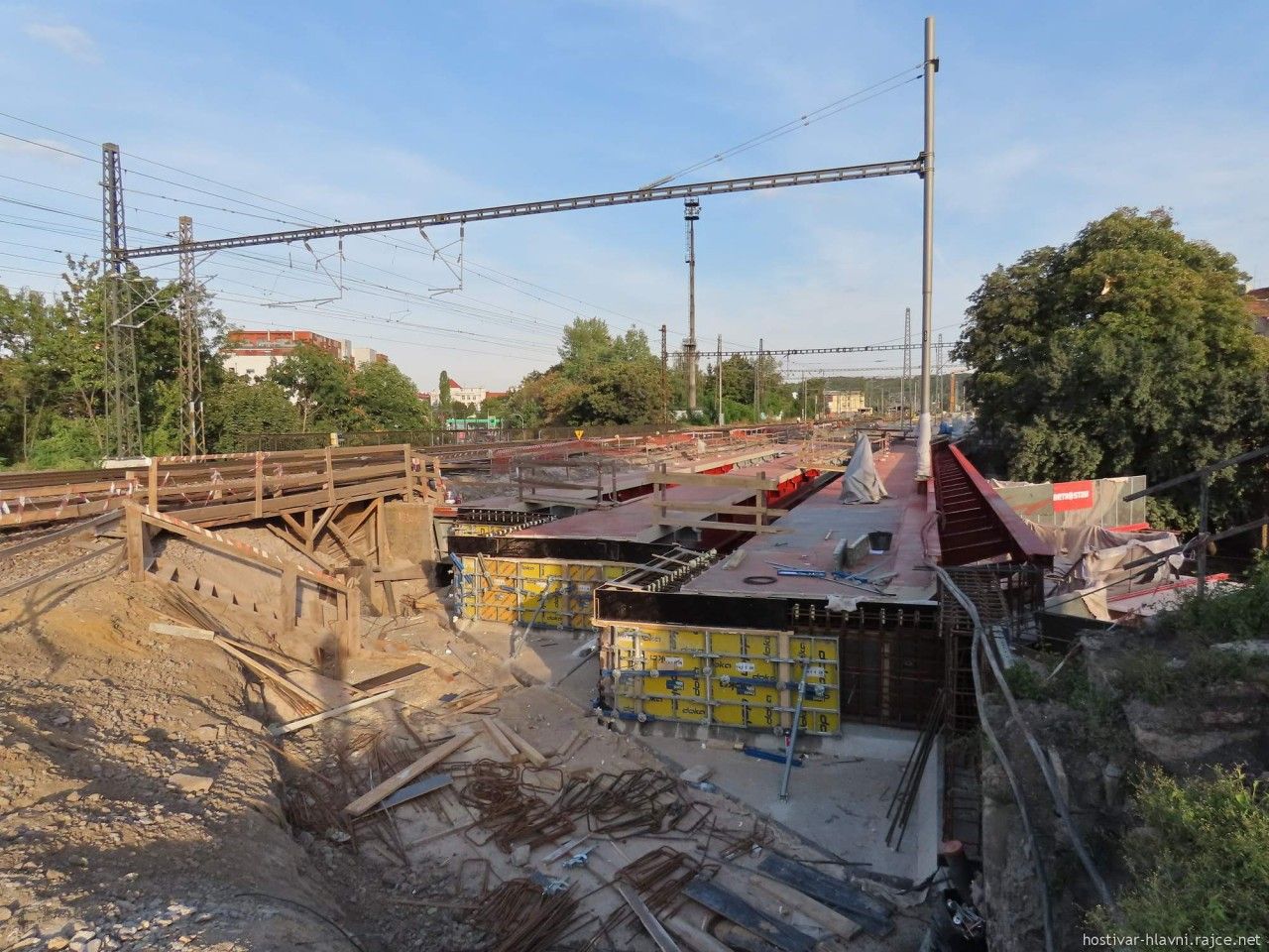 Zpadn opra mostu Otakarova 20.9.2019