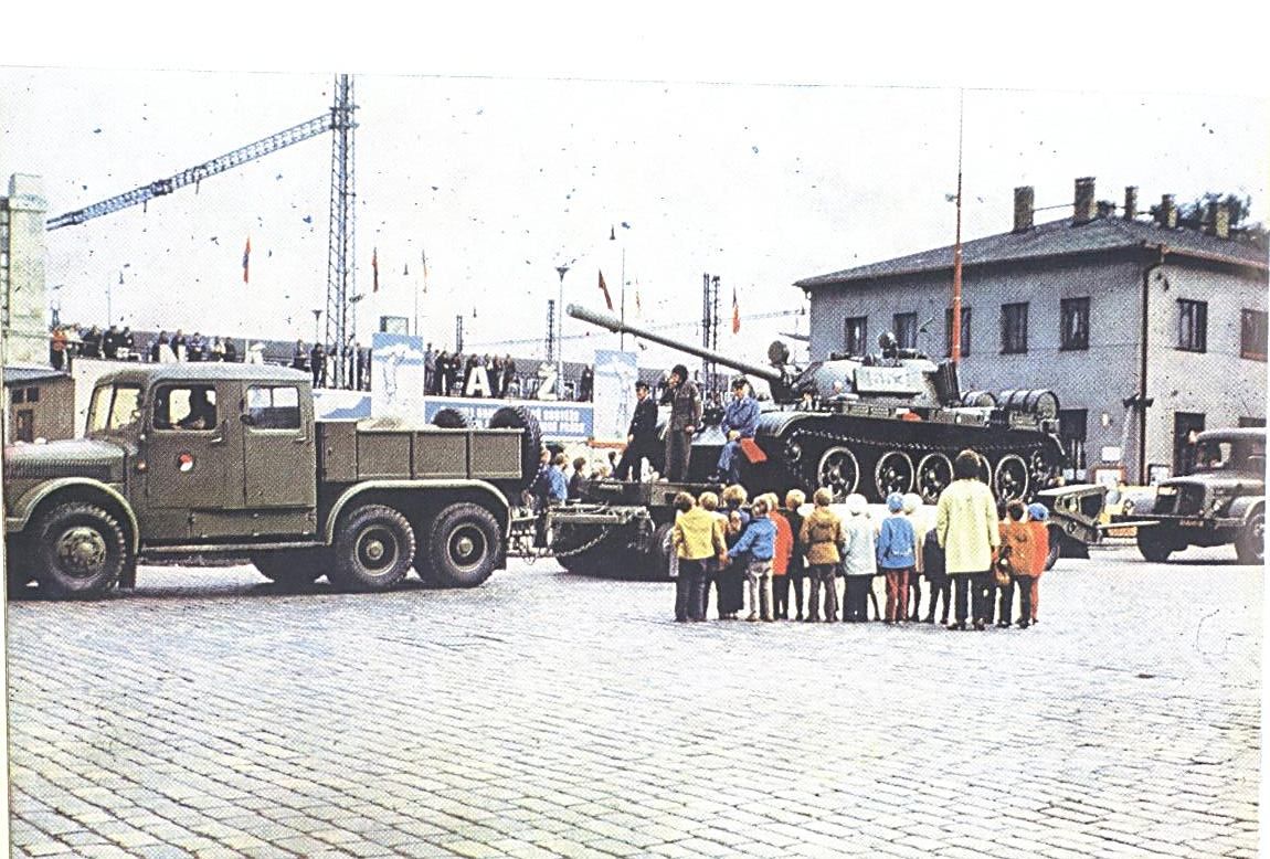 Den eskoslovenskch elezni v B 1972