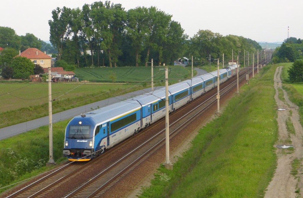 Railjet - Huln-Best(22.5.2014,IC 100-Moravia,foto-Ale Krka)