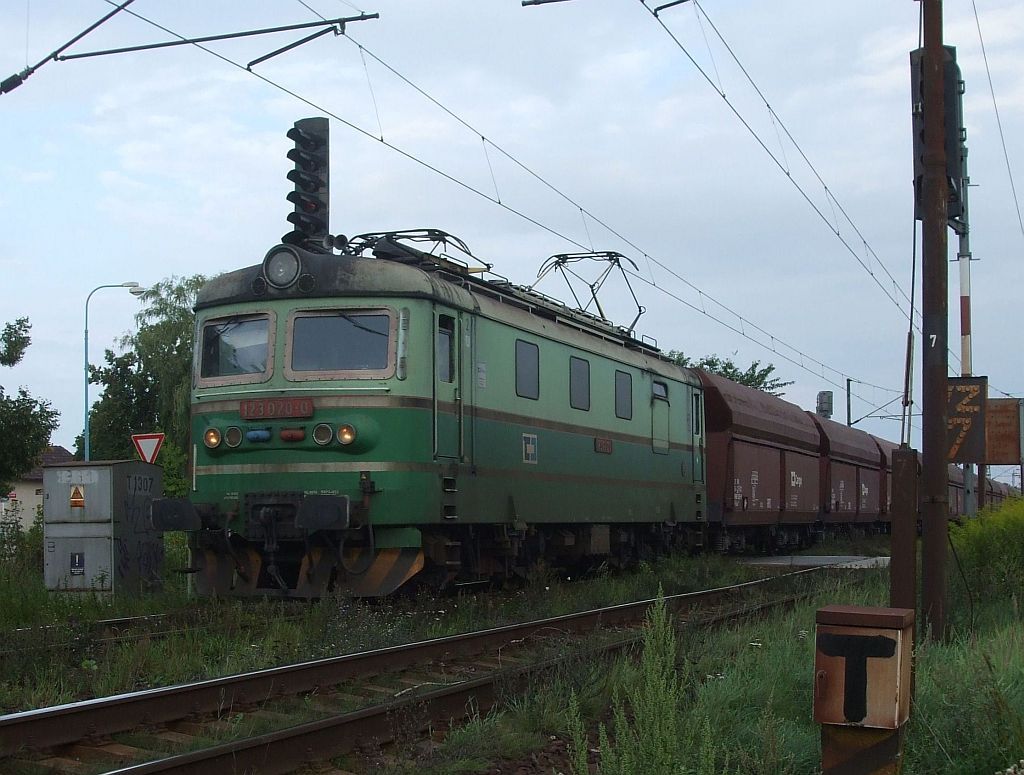 123 020 Lys nad Labem (13. 8. 2011)