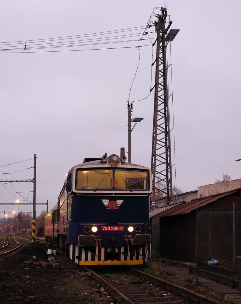 750.346-9 v Beneov u Prahy; 1.12.2011