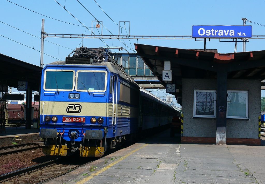 Ostrava hl.n. : 362 124-0