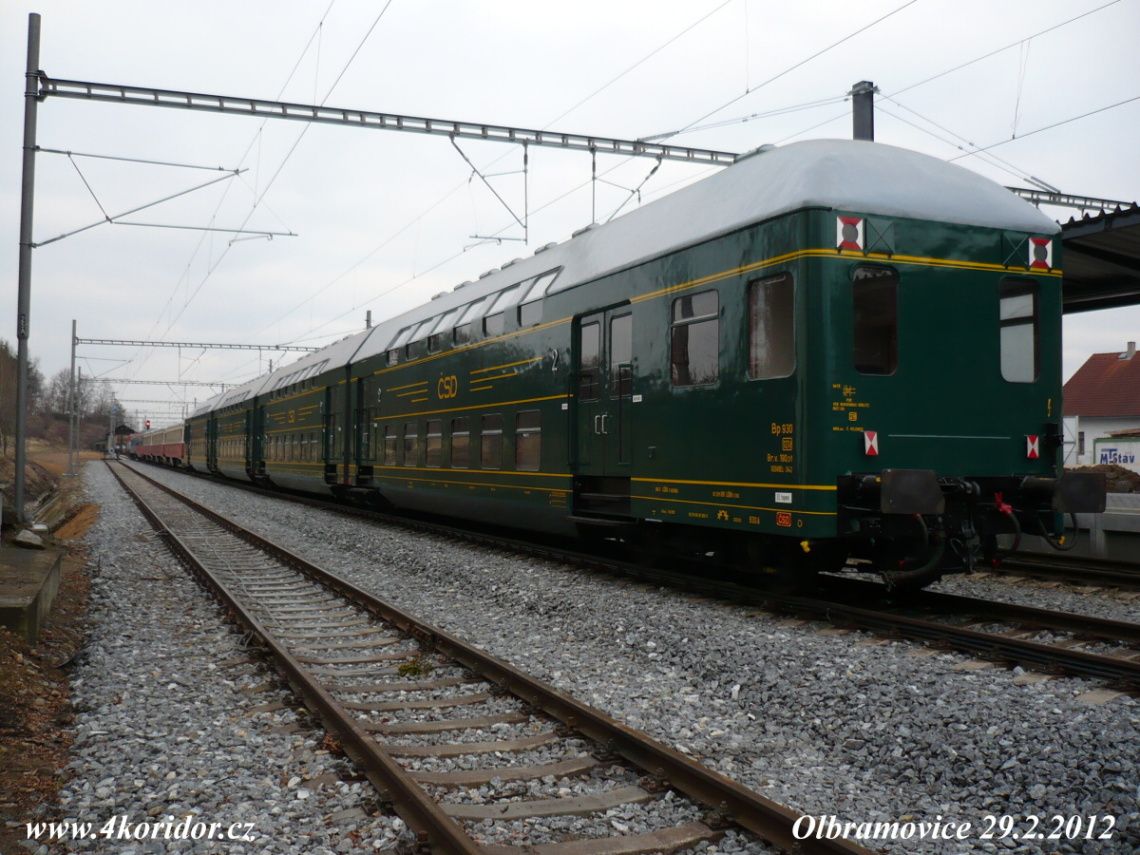 Historick souprava patrovch voz Bp v Olbramovicch 29.2.2012