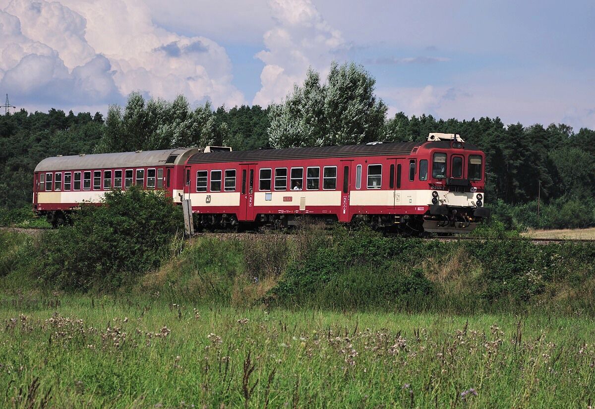 842 na trati .160 v Plzni-Bolevci srpen 2010
