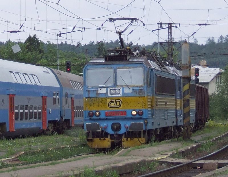 363.059-7 ako prprah nkladnho vlaku v eranech (5. 7. 2007)