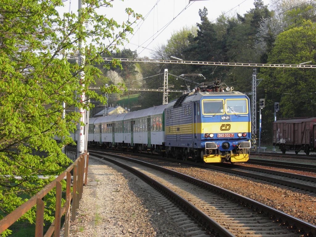 363.002 na Sp. Brno-Pardubice