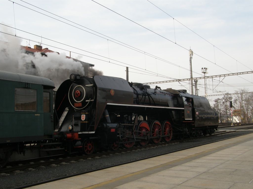 Praha hl.n. - 475.179 25.3.2011