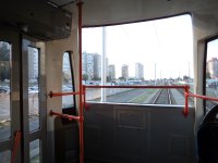 Interiér modernizované tramvaje.